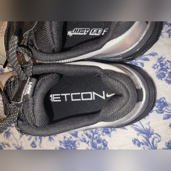 Beautiful women's Metcon Hyperlifts - Picture 6 of 7